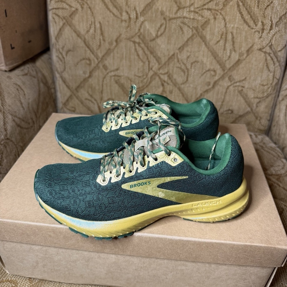 Brooks Launch 7 Run Lucky Womens Size 6.5 B Running Shoes Run Lucky St Patrick's